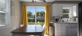 Lovely Home 4 KingBeds Pets Welcome Firepit