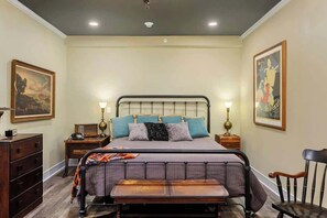 1 chambre, bureau, Wi-Fi, draps fournis