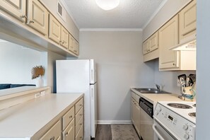 Fridge, microwave, oven, dishwasher - Pools - Near Main St - Beach Steps Away - Waipani (North Myrtle Beach)