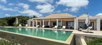Luxury ocean view mansion with private pool