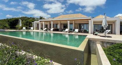 Luxury ocean view mansion with private pool