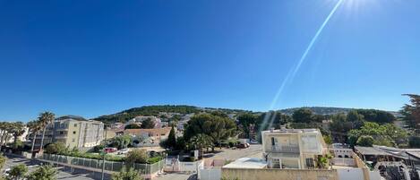 Aparcamiento en las instalaciones