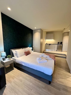Frette Italian sheets, premium bedding, memory-foam beds - Athenian Retreat Penthouses (Athens)