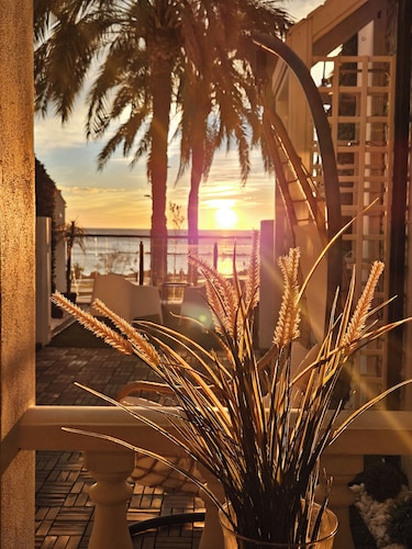 HOSTAL LUXURY NIT I DIA