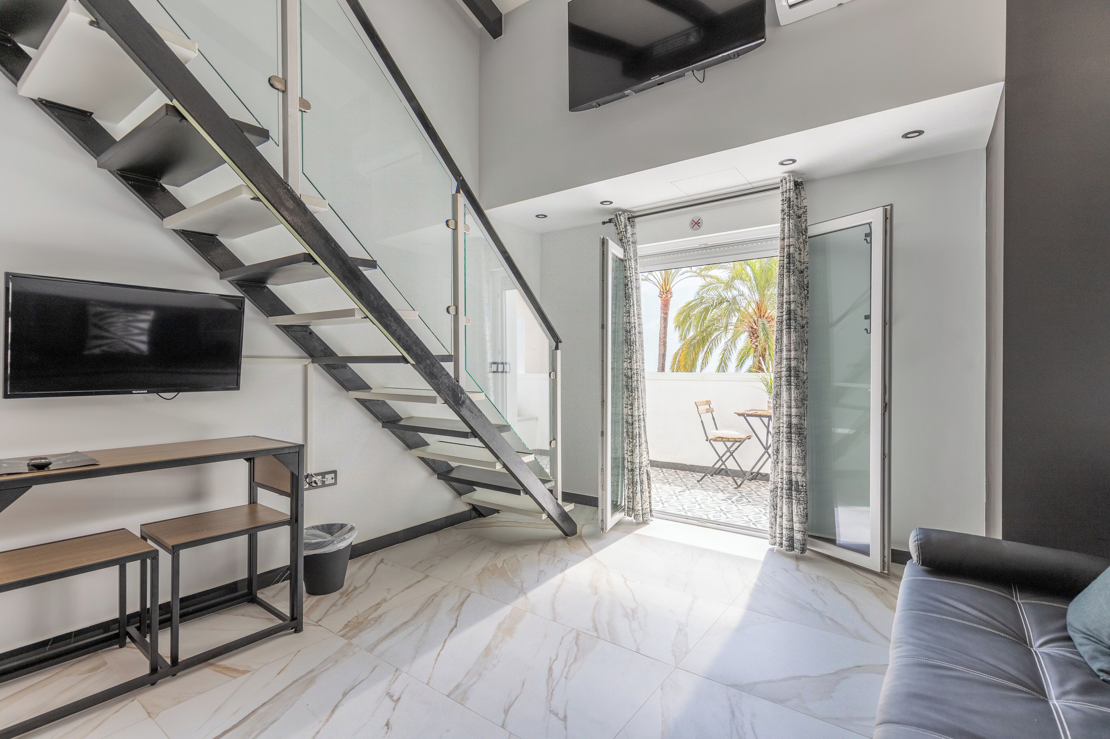 Photo - Hostal Luxury Nit I Dia