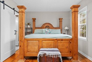 3 chambres, fer et planche à repasser, Wi-Fi, literie fournie