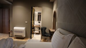 Deluxe Double Room - Hani i Gjelit Hotel Korce (Korçë)