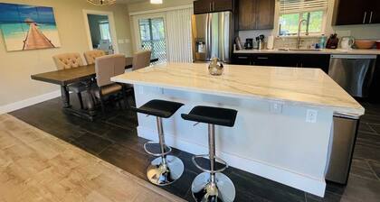 Tranquil Retreat Sunbelt of Hawaiian Paradise Pk