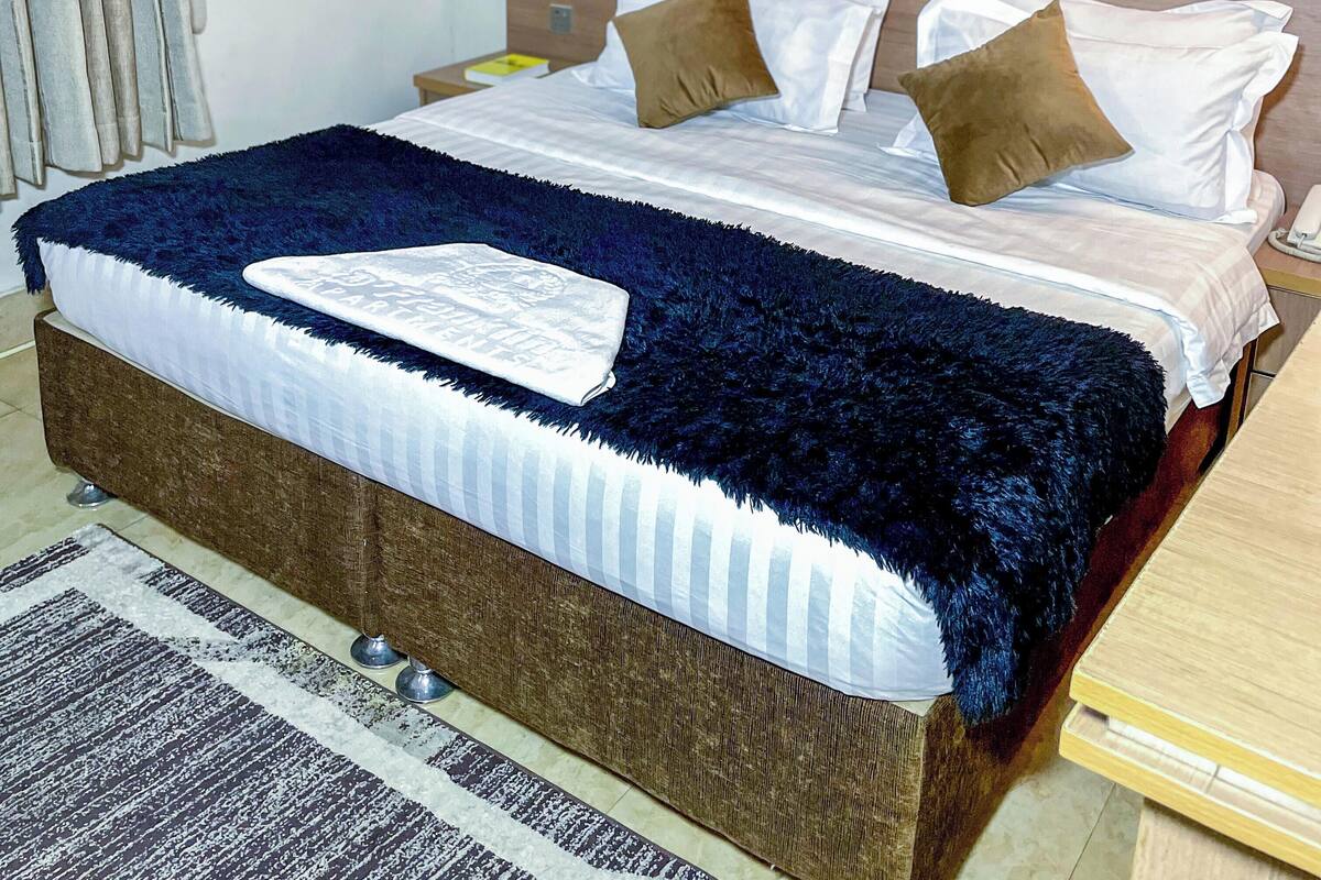 Classic Single Room | Egyptian cotton sheets, premium bedding, down duvets