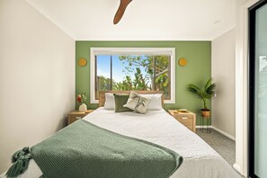 5 soverom, strykejern/-brett, wi-fi og sengetøy