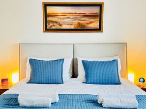 2 makuuhuonetta, silitysrauta/-lauta, ilmainen Wi-Fi, vuodevaatteet