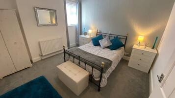 2 chambres, fer et planche Ă repasser, lit parapluie, Wi-Fi