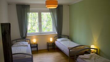 2 bedrooms, WiFi, bed sheets