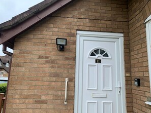 House | Exterior - Beautiful 4-bed House in Erith (Erith)