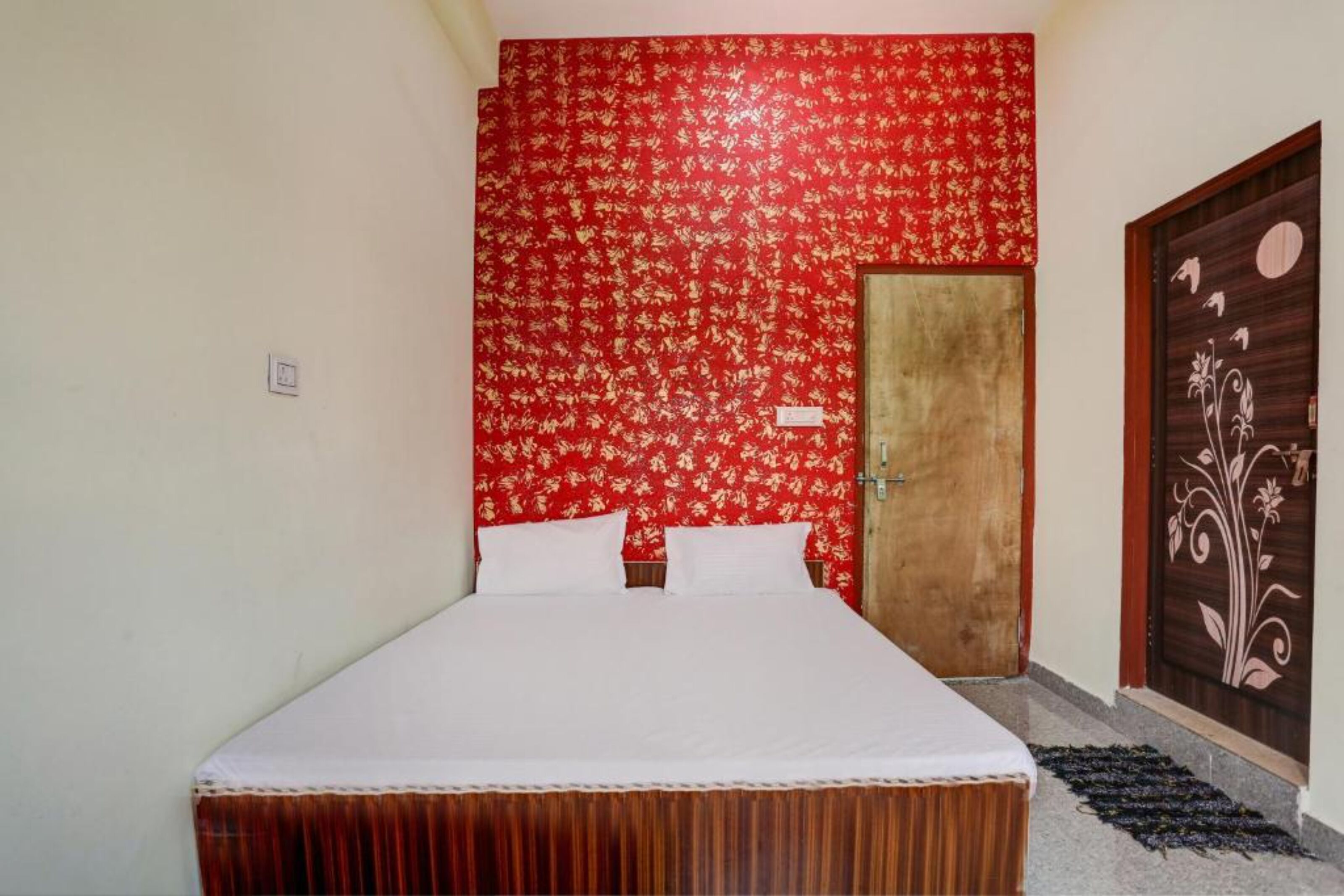 Photo - Goroomgo Hotel M J Agra Near Taj Mahal 950m