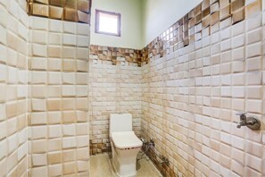 Ducha, cabezal de ducha tipo lluvia, artículos de tocador gratuitos