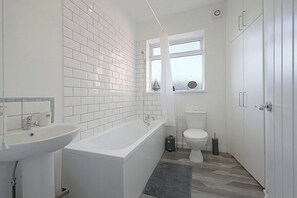 Hårtork och handdukar