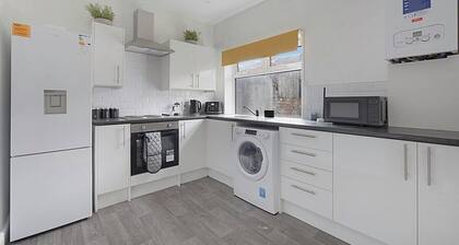 Coastal Charm Retreat, Sleeps 4