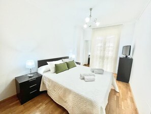 2 Schlafzimmer, Bügeleisen/Bügelbrett, Bettwäsche