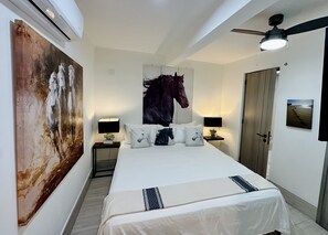 3 bedrooms, iron/ironing board, WiFi, bed sheets