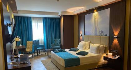 LB Suites Hotel