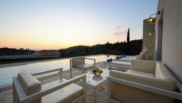 Deluxe Villa, 2 Bedrooms, Private Pool | Terrace/patio