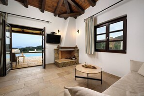 Premium Villa, Private Pool, Sea View | Egyptian cotton sheets, premium bedding, pillowtop beds, in-room safe - Mega Lithari Villas Corfu (Corfu)