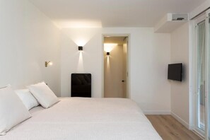 1 bedroom, iron/ironing board, WiFi, bed sheets - Foch Triomphe (Paris)