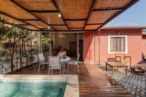 Villa | Outdoor dining