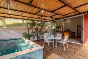 Chalet | Outdoor dining - Fazenda Realeza (Pedra Bela)