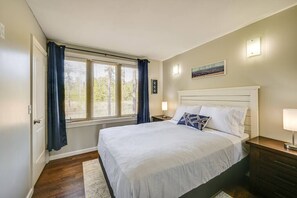 1 bedroom, free WiFi, bed sheets