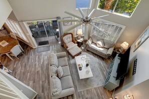 TV - Northshore 3BR Townhouse: Golf Views, Golf Cart, Sandestin Resort Pools (Miramar Beach)