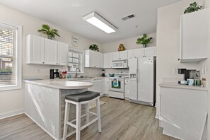 Fridge, microwave, oven, stovetop - Spacious Condo Located at Barefoot Golf Resort + Free Attraction Tickets! (North Myrtle Beach)