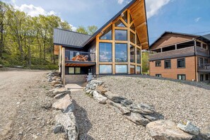 Exterior - Chalet en montagne - Spa et Ski - Le Goathouse (Saint-Philémon)