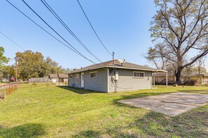 House (4 Bedrooms) | Interior - Spacious Orange Rental ~ 3 Mi to Museums & Garden! (Orange)