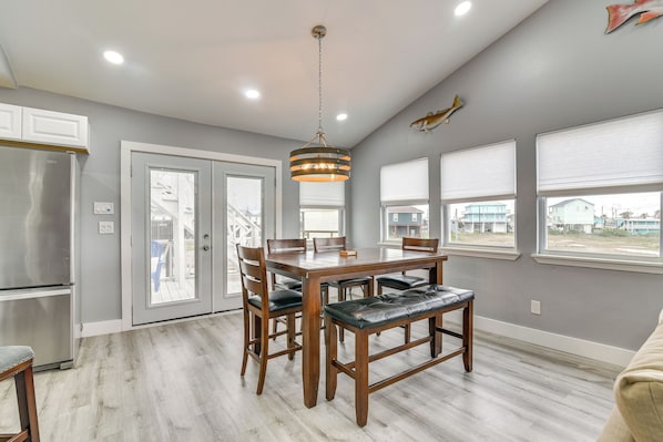 Interior - Modern Freeport Home w/ Views: Walk to Beach! (Freeport)