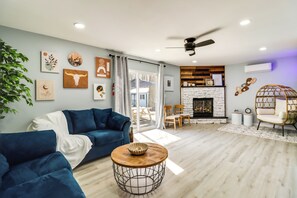 Interior - 5 Mi to Lake Naomi: Home w/ Hot Tub & Fire Pit (Long Pond)