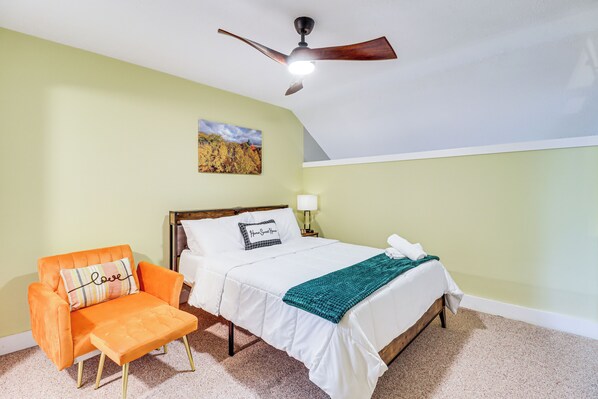 House (2 Bedrooms) | Interior