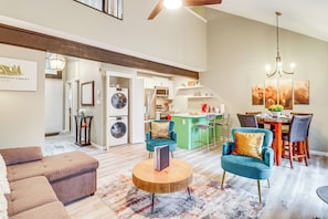Interior - Cozy Cabin w/ Deck < 1 Mi to Jack Frost Resort! (White Haven)