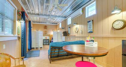 Inglis Studio Home w/ Covered Patio & Grill!