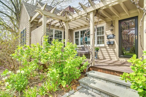 Expansive Group Getaway < 1 Mi to Dtwn Falmouth!