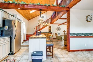 House (2 Bedrooms) | Interior - Riverfront Peru Cabin ~ 2 Mi to Lake Champlain! (Peru)