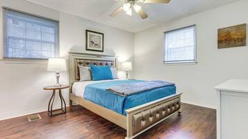 House (4 Bedrooms) | Interior