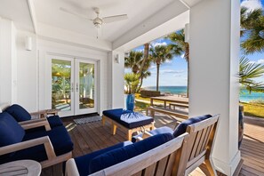 Property grounds - Minnow Mansion 2804 E Co Hwy 30a 3 Bedroom Home by RedAwning (Santa Rosa Beach)