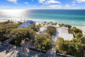 House, 3 Bedrooms | Beach | On the beach