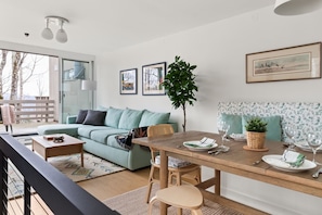Condo, 3 Bedrooms | Living area | Smart TV - 22 Village Run 3 Bedroom Condo by RedAwning (Warren)