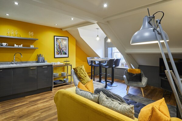 Apartment | 2 bedrooms - Host Stay Ochre Yellow (Alnwick)