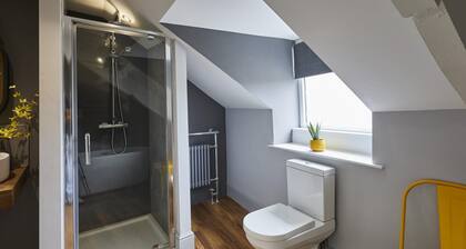 Host Stay Ochre Yellow