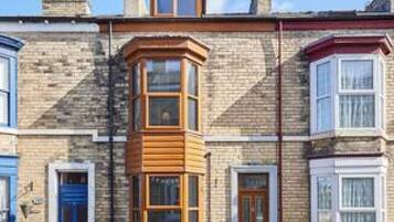 Rumah | 4 kamar tidur