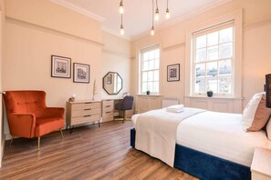8 bedrooms, iron/ironing board - Host Apartments The Rodney Townhouse (Liverpool)